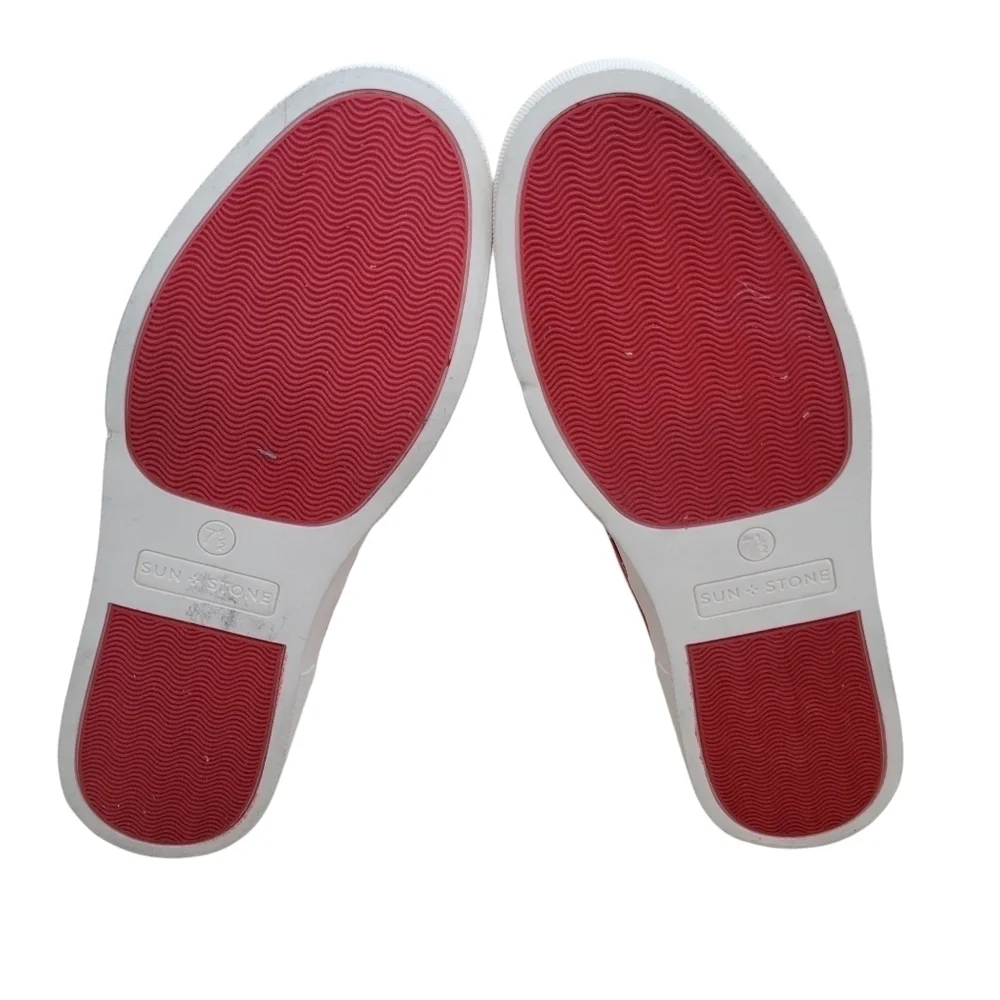 Sun Stone Kiva Sneakers Men's.  Size 7M. Red/Paisley. New In Box